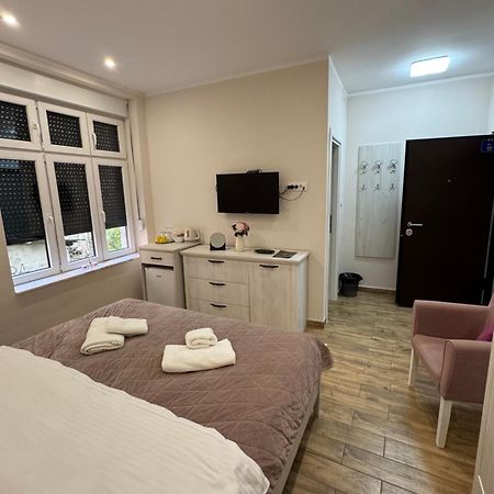 Ferienwohnung Story Lux Belgrad Exterior foto