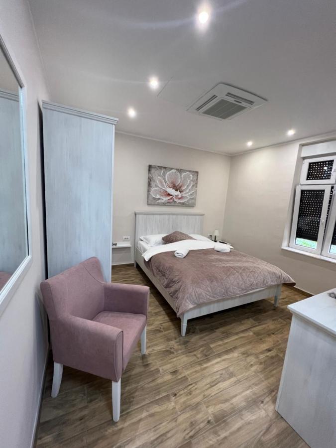 Ferienwohnung Story Lux Belgrad Exterior foto