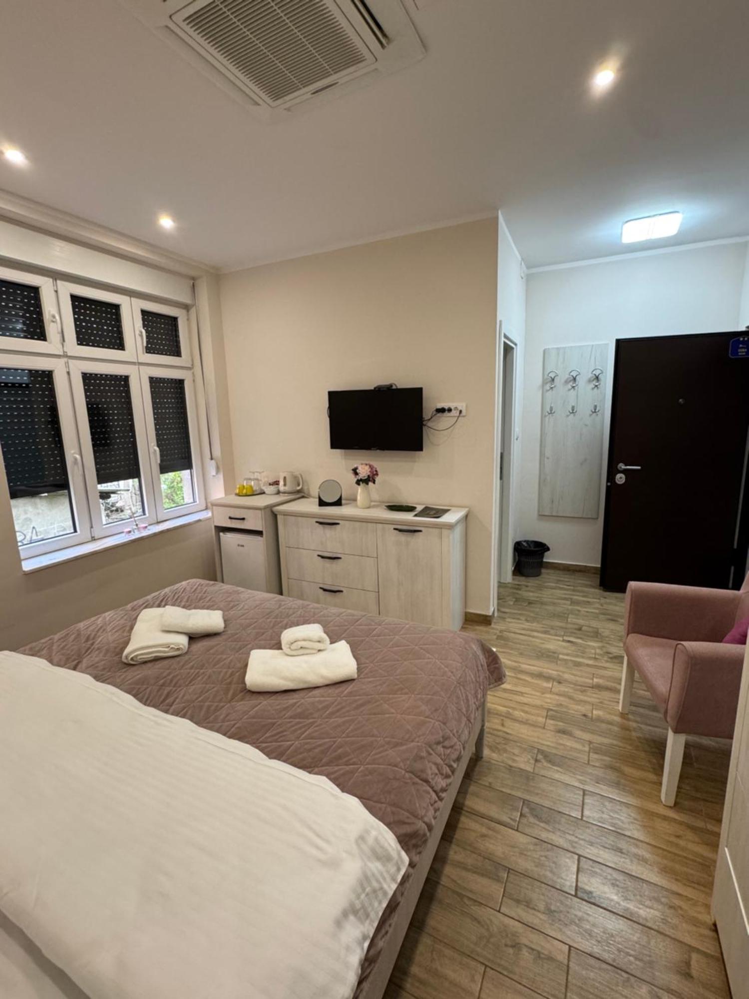 Ferienwohnung Story Lux Belgrad Exterior foto