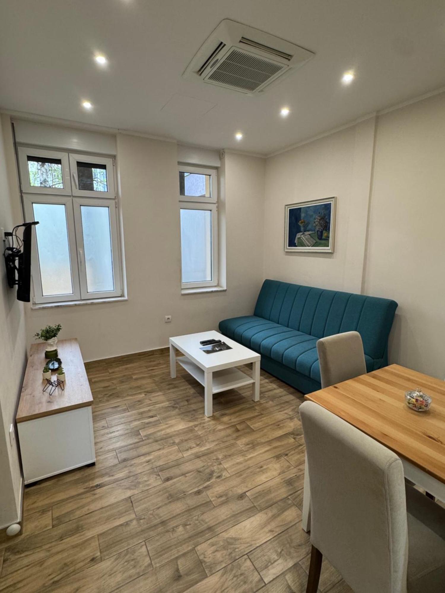 Ferienwohnung Story Lux Belgrad Exterior foto
